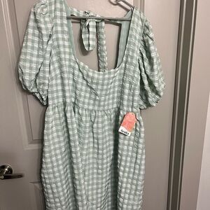 ARULA Green and White Puff Sleeve Sundress